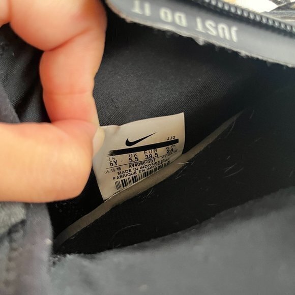 NIKE Air Huarache Gripp Shield‎ Water Repellent Sneaker Shoes Womens Size 7.5 - Picture 6 of 6